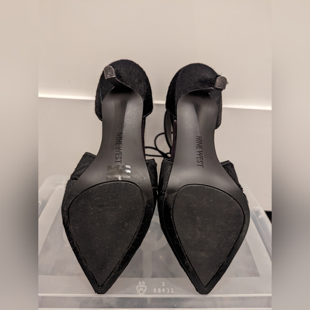 Nine West Black Pointed Toe Lace Up Cow Fur Heels Size 6.5 - Picture 13 of 13